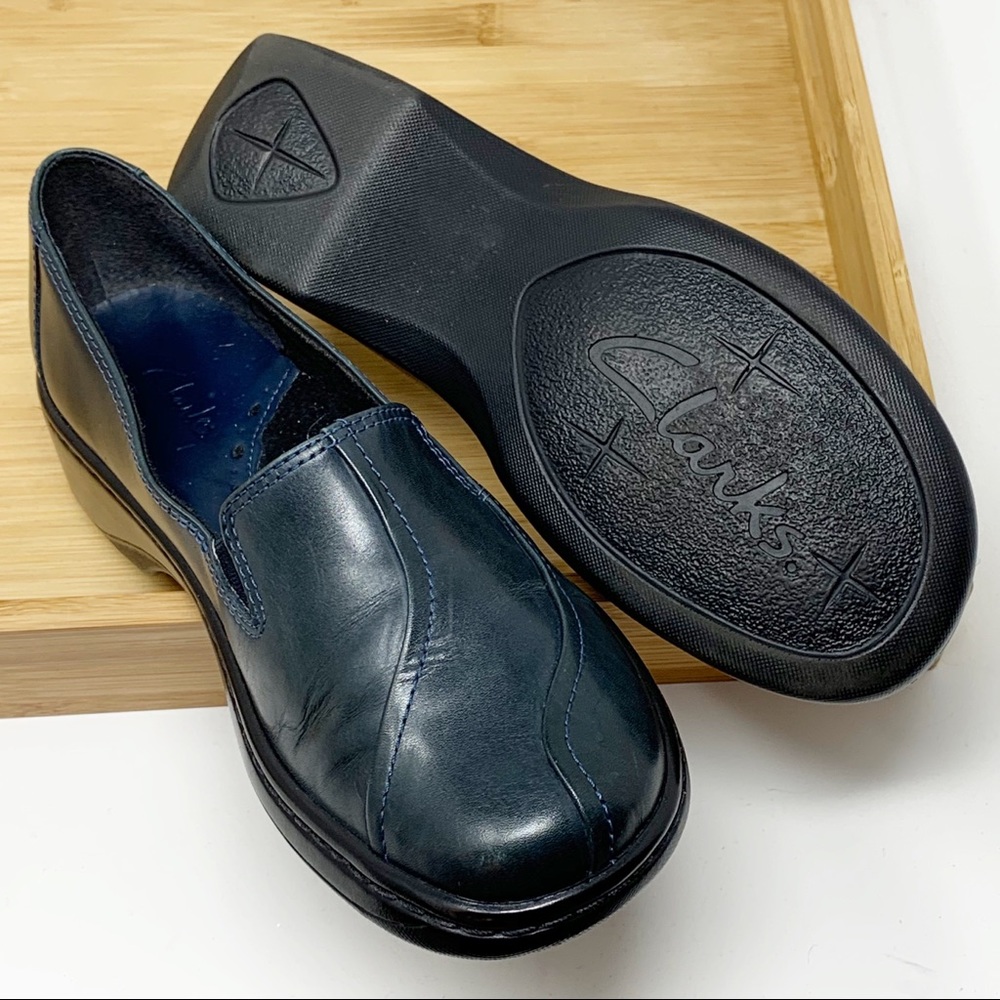 Clarks Navy Mule / Clog Slip-on Shoes Size 6
